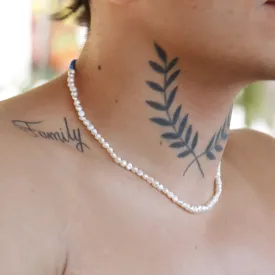 Adrián Natural Freshwater Pearl Choker