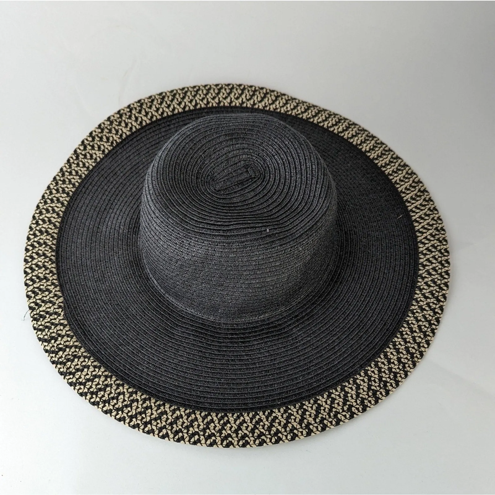 NWT Banana Republic Summer Straw Hat