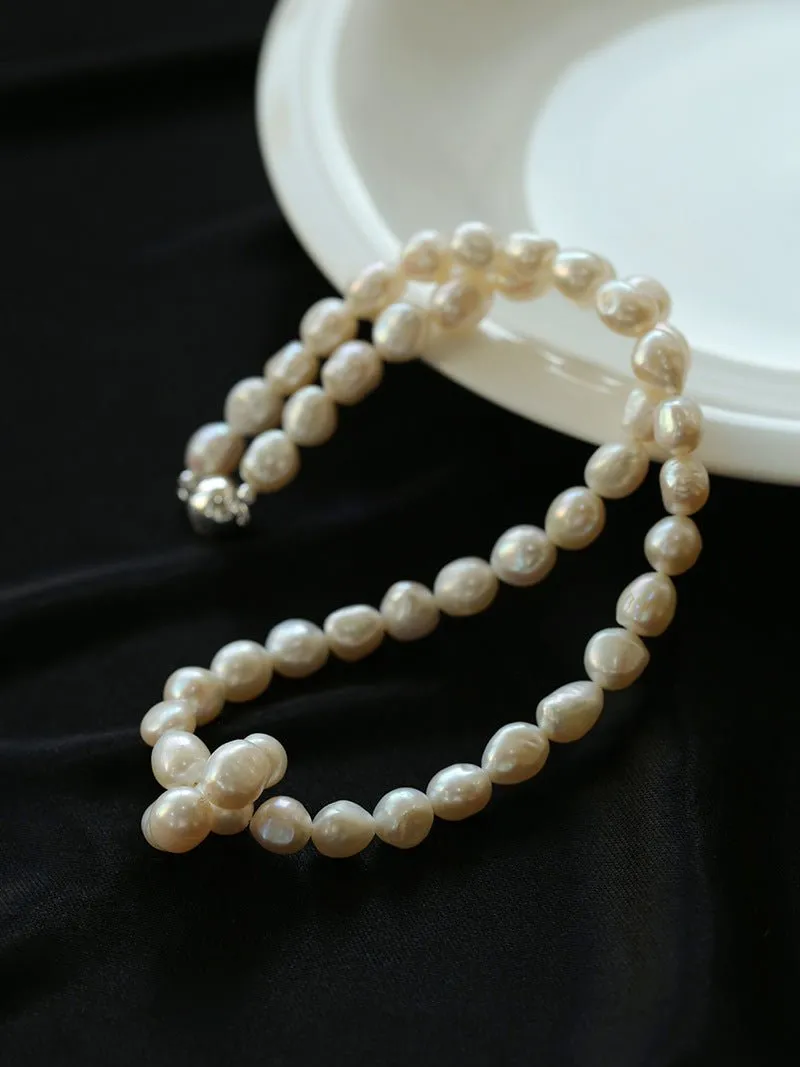 Pearl Loop-Wrapped Grey Necklace
